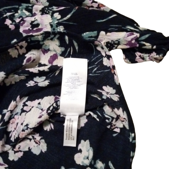 Dark Floral Print Peek a Boo Front Long Sleeved Peasant Tunic Style Top XL - Picture 8 of 9